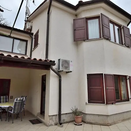 Apartment Caterina Pula